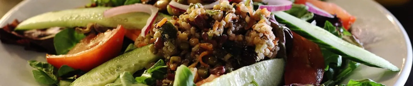 Recept Jarní vitamínový salát s quinoou a fazolemi