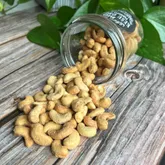 NATU Kešu ořechy s parmezánem a Fleur de sel 180 g BIO